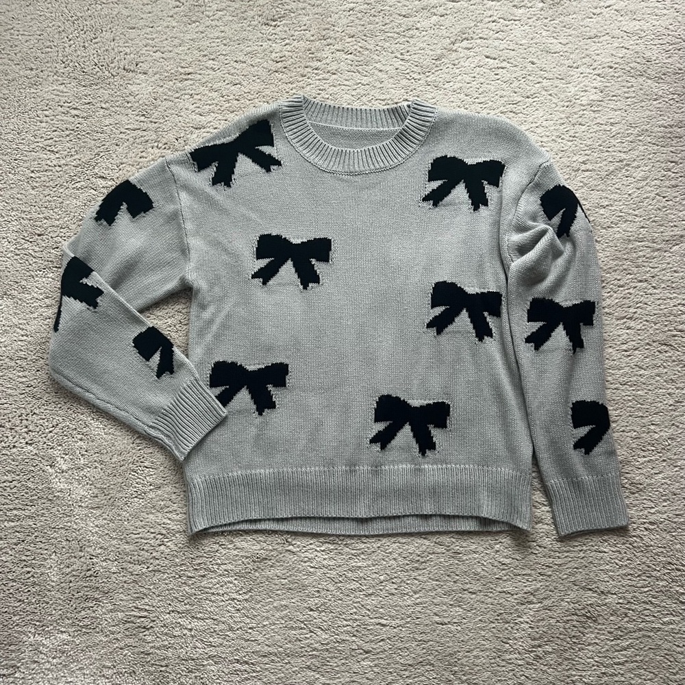 Gray Sweater with Black Bow Accents